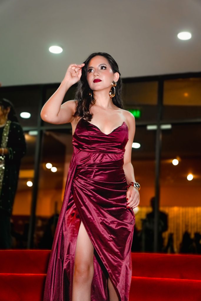 andrea octavia en alfombra roja ecuador